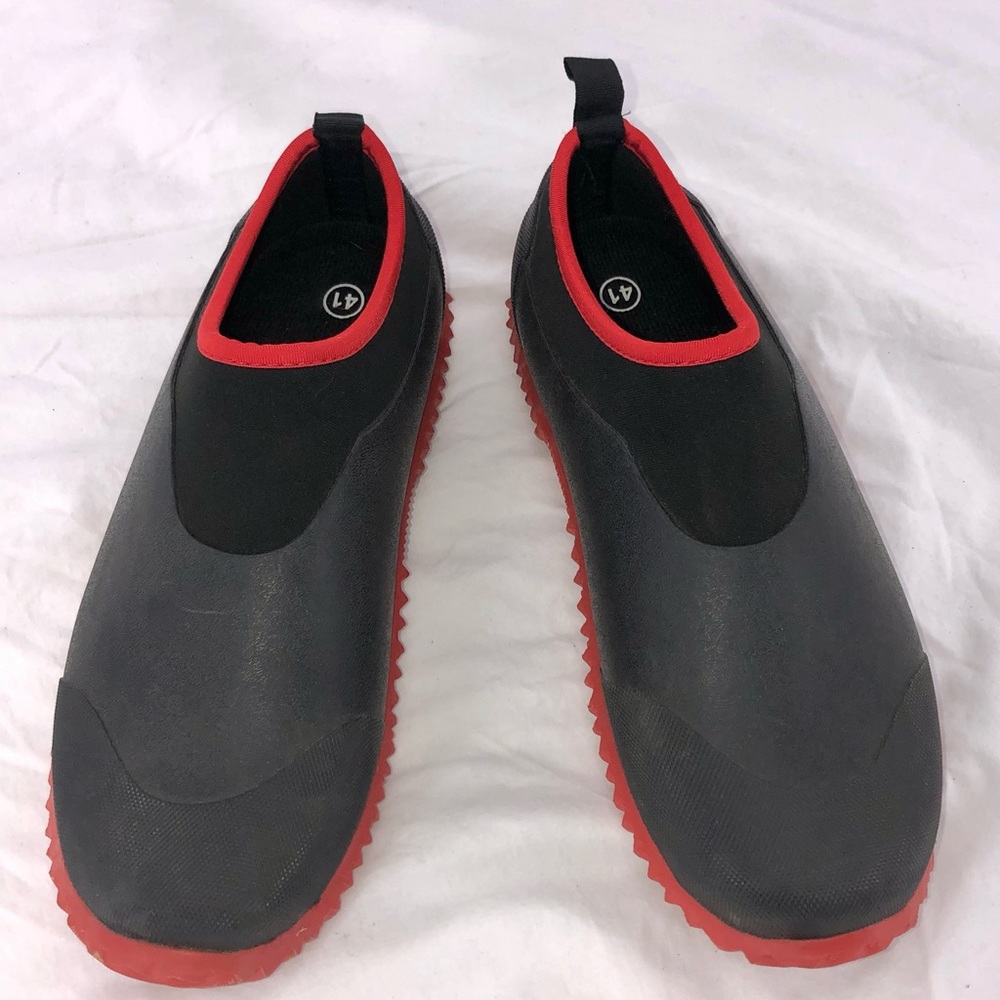 Black Insulated Neoprene Unisex Rain Garden Water Sport Shoes sz 8.5 US / 41 EU